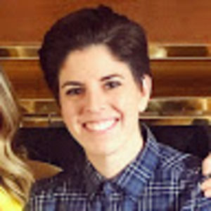 Meet your Posher, Steffany